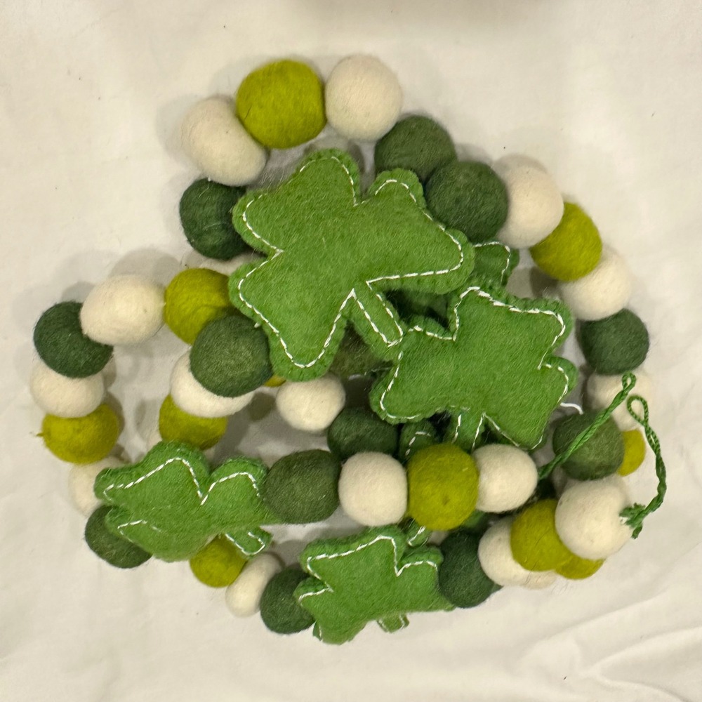 St Patricks Day Shamrock Felt Ball Garland Green White Irish Holiday Decor 7ft